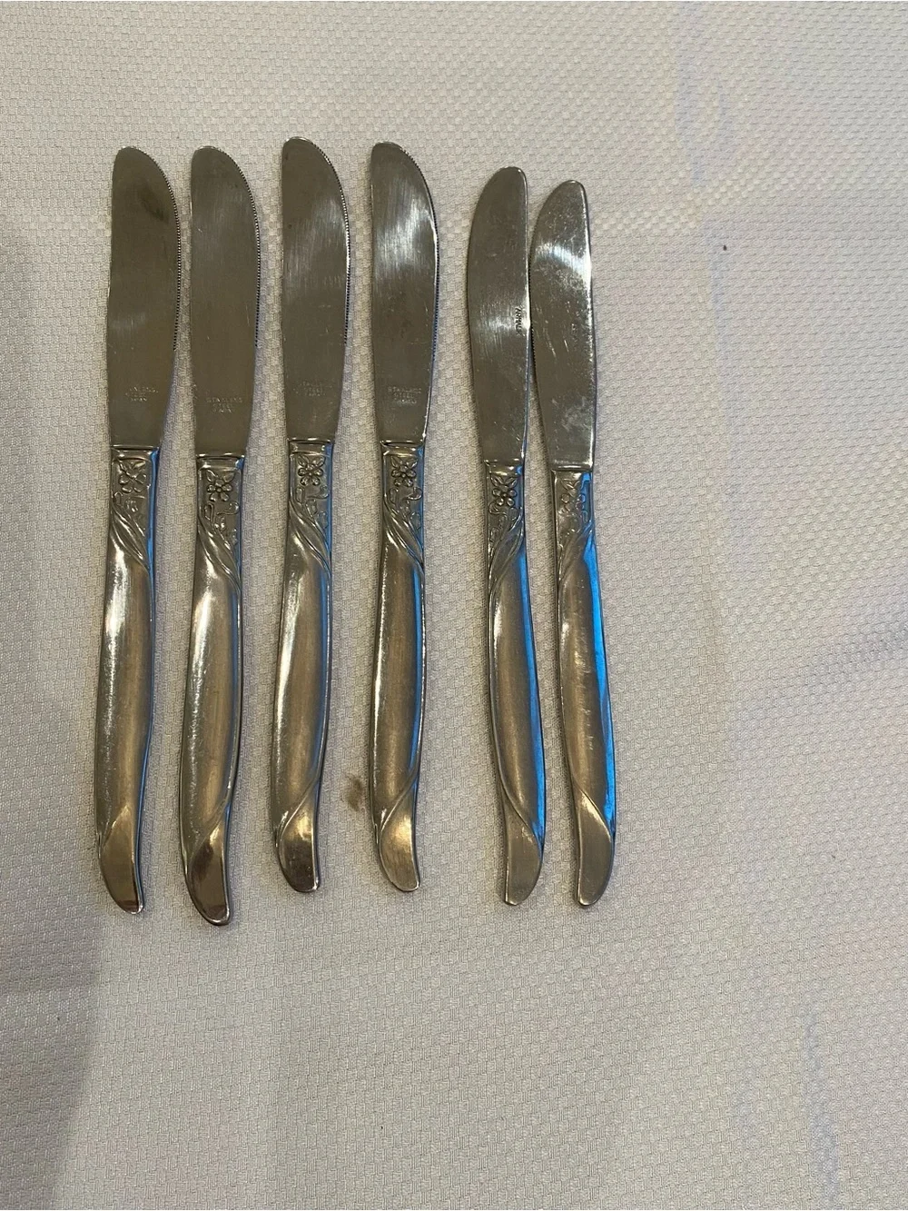 Vintage Elegant Stainless Steel Flatware Set in Silver - Full Service 30 piece